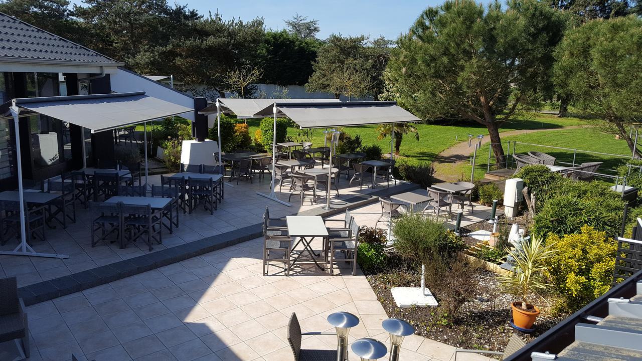 Hotel Restaurant Le Jardin Délice Saint-Victor-des-Oules Exterior foto